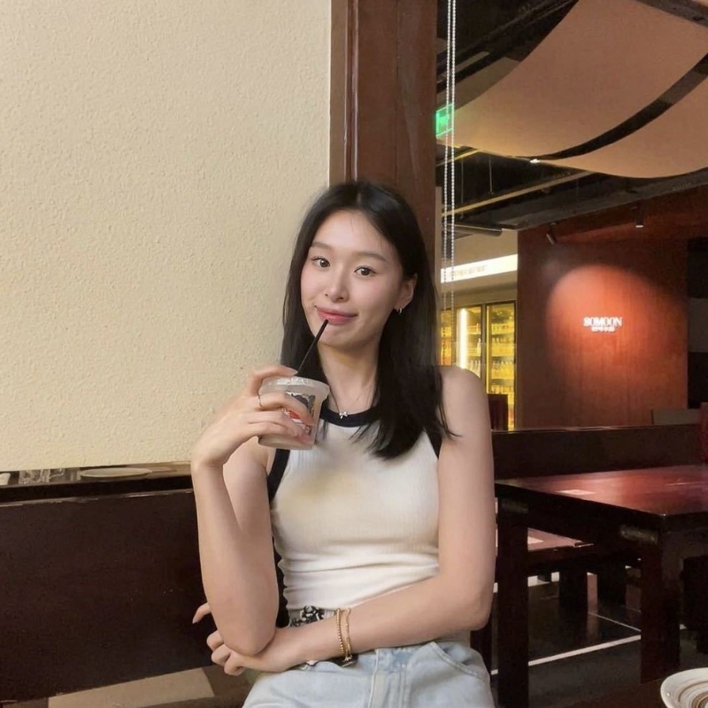 羽毛的第一张照片--吉林基督教相亲网
